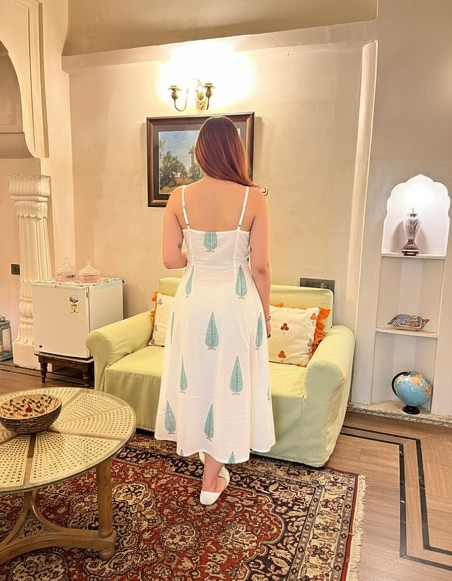 Women’s Party Wear Muslin A-Line Kurti