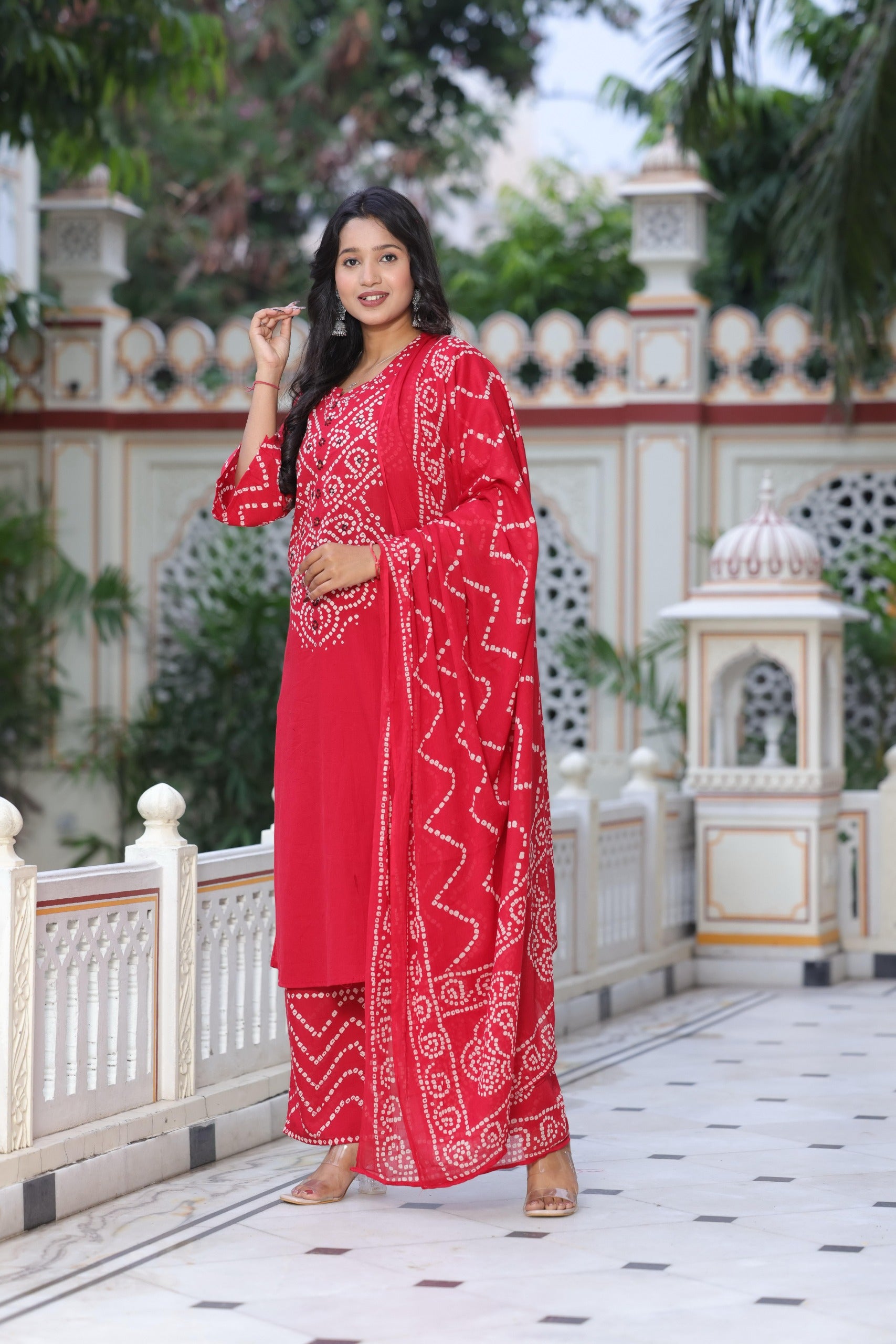Bandhani Discharge Printed Suit Set with Dupatta & Pant